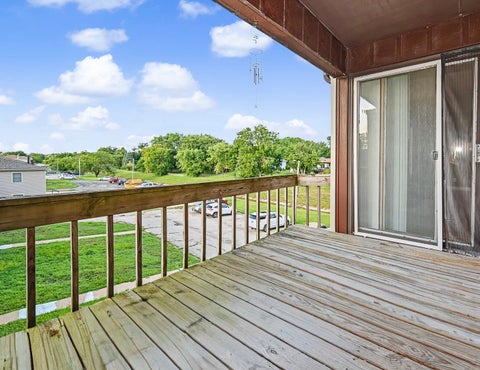 Tiny photo for 2802 E Lincoln Street #2C, Bloomington, IL 61704 (MLS # 12731239)