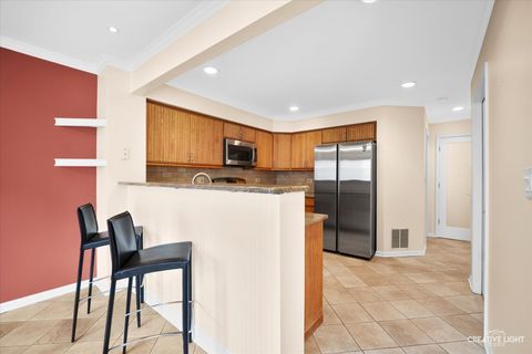 Tiny photo for 192 Benton Lane, Bloomingdale, IL 60108 (MLS # 12608898)