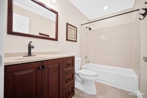 Tiny photo for 192 Benton Lane, Bloomingdale, IL 60108 (MLS # 12608898)