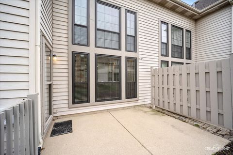 Tiny photo for 192 Benton Lane, Bloomingdale, IL 60108 (MLS # 12608898)