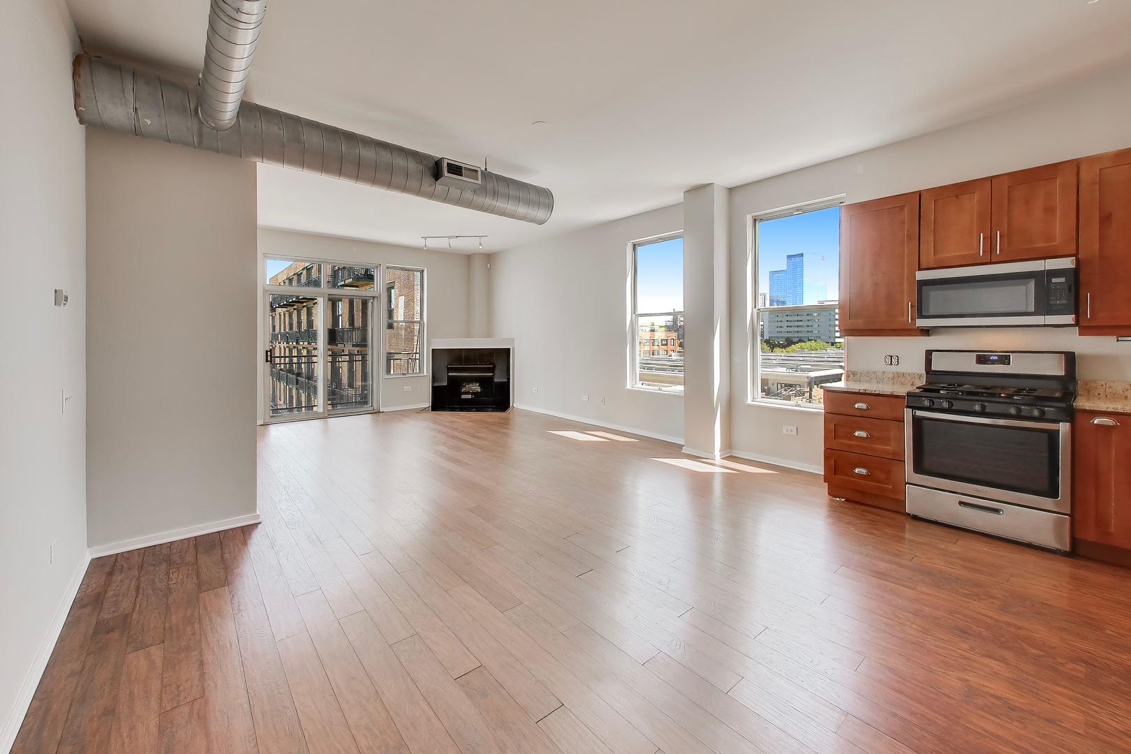 1631 S MICHIGAN Avenue 506