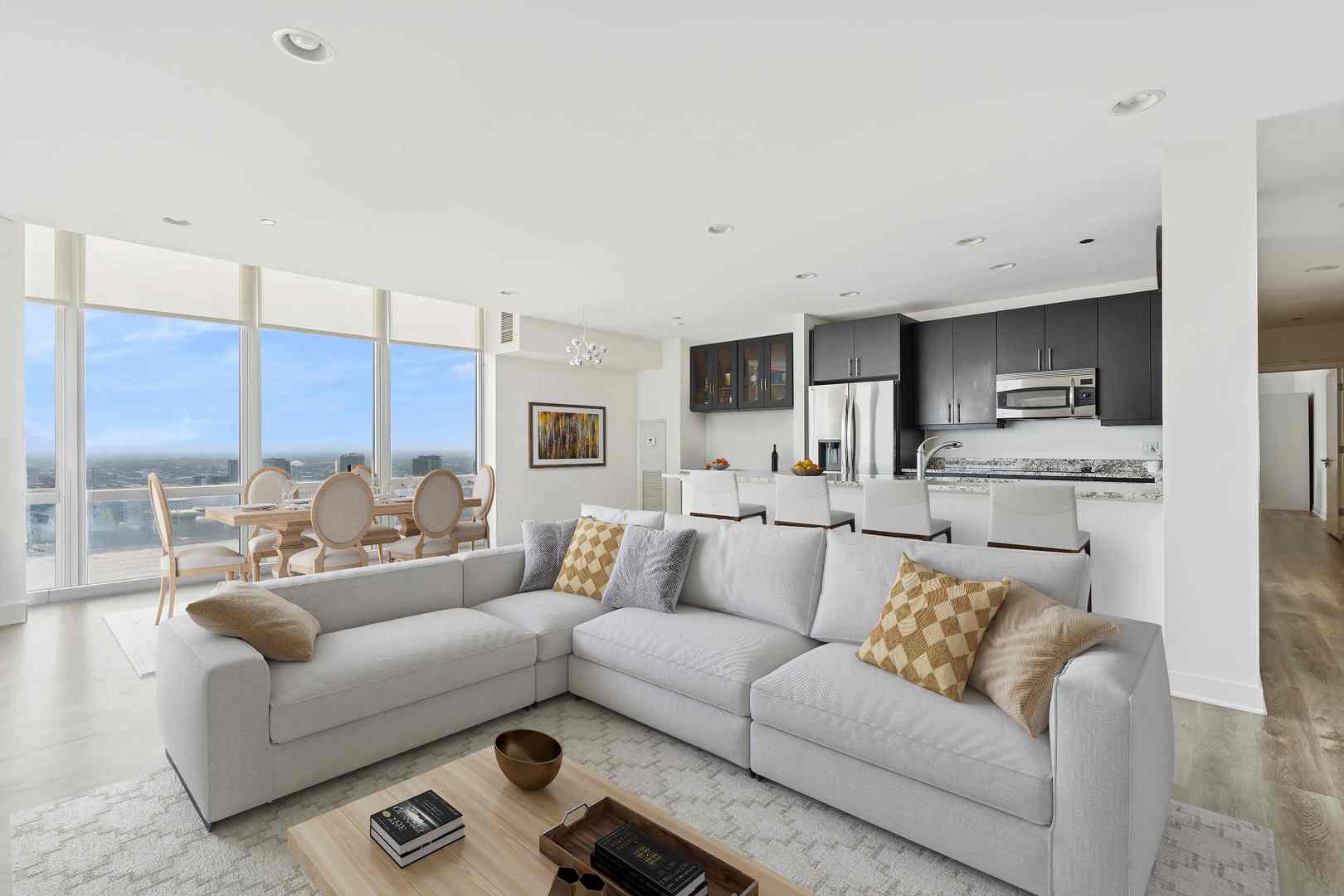 737 W Washington Boulevard 3308