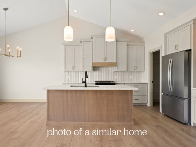 7027 Black Oak Drive