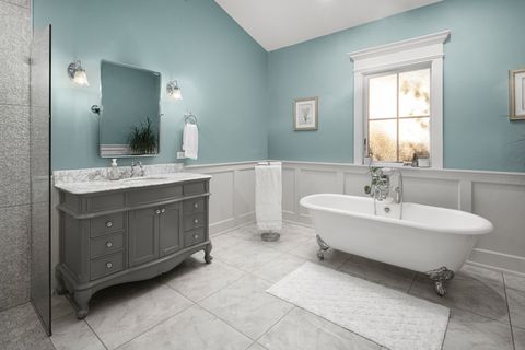 Tiny photo for 326 E Central Road, Arlington Heights, IL 60005 (MLS # 12688518)