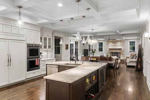 Tiny photo for 326 E Central Road, Arlington Heights, IL 60005 (MLS # 12688518)