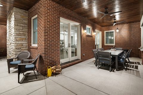 Tiny photo for 326 E Central Road, Arlington Heights, IL 60005 (MLS # 12688518)