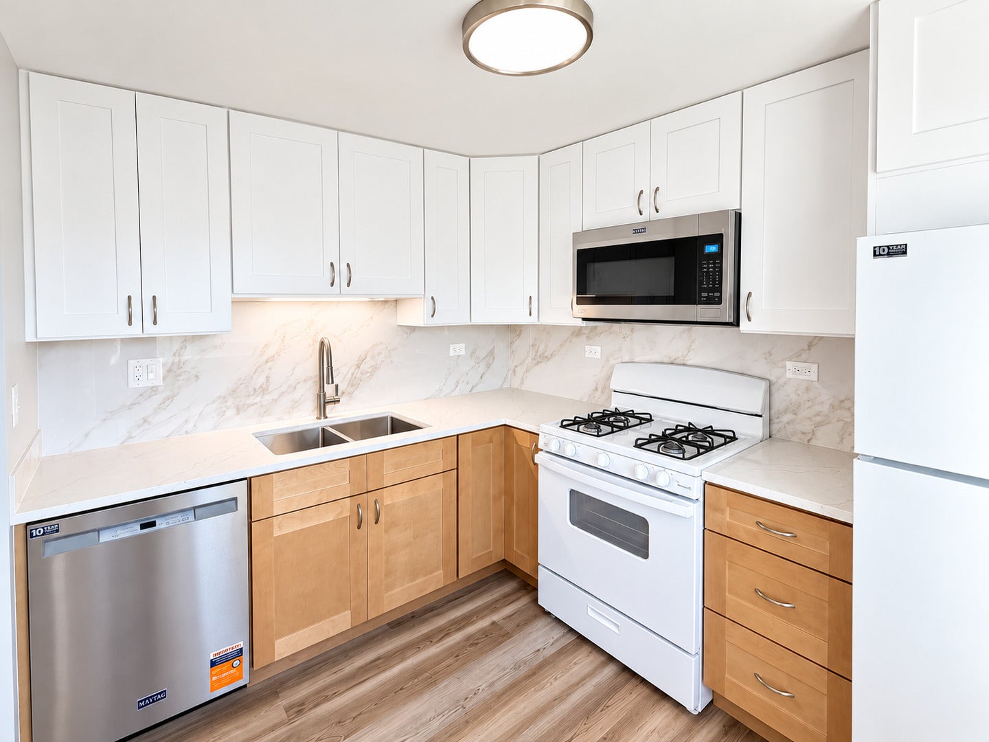 121 Millbrook Lane 121 - Photo 3