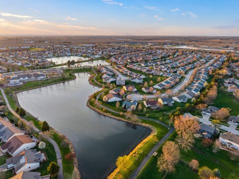 Tiny photo for 506 Honors Court, Shorewood, IL 60404 (MLS # 12615459)