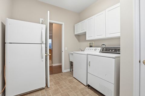 Tiny photo for 506 Honors Court, Shorewood, IL 60404 (MLS # 12615459)