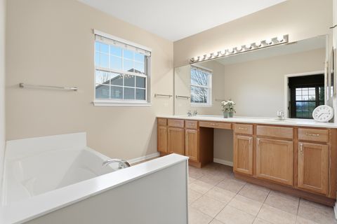 Tiny photo for 506 Honors Court, Shorewood, IL 60404 (MLS # 12615459)