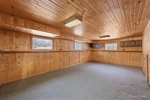 Tiny photo for 15530 W Wildwood Court, Libertyville, IL 60048 (MLS # 12531911)