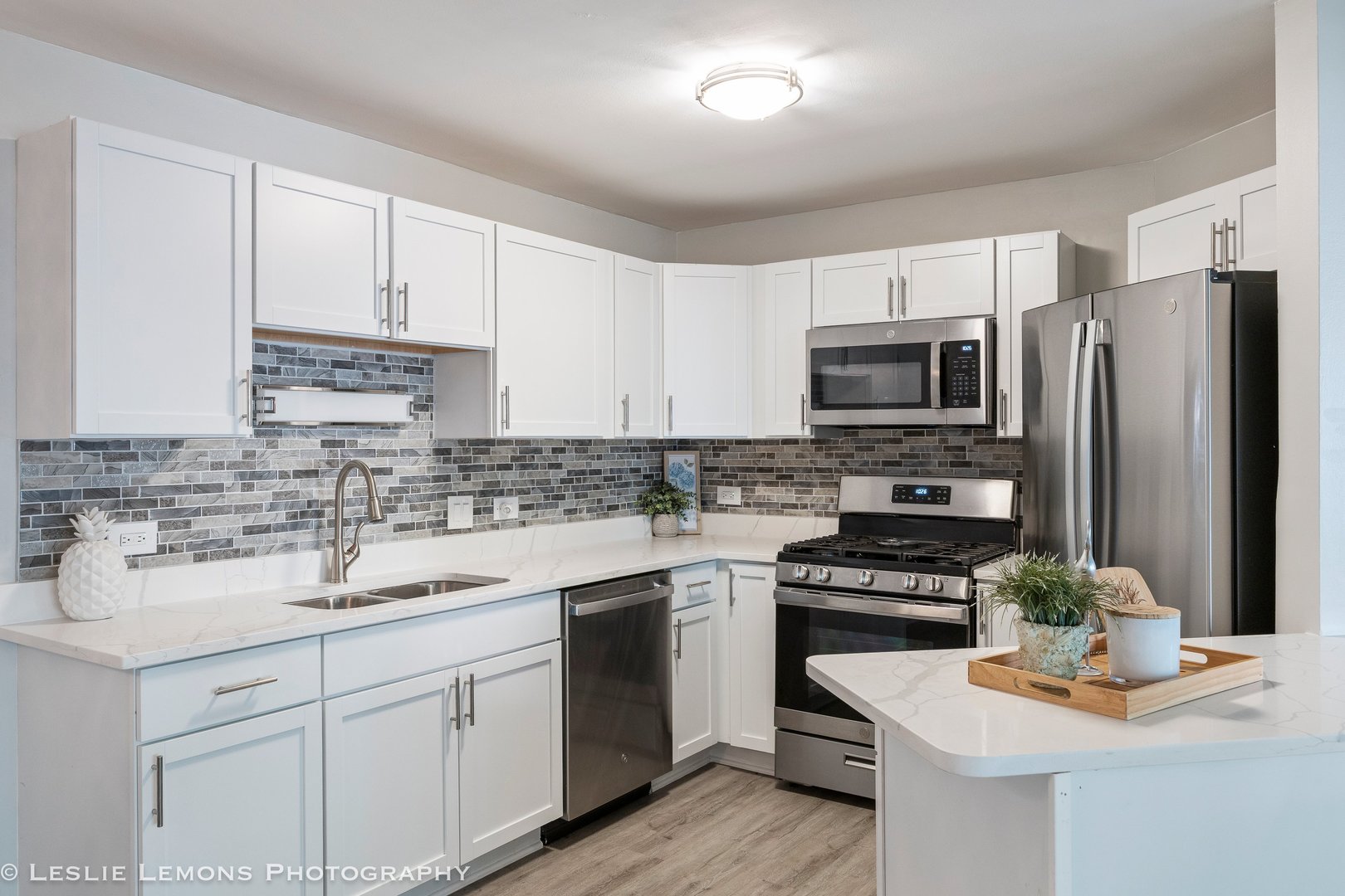 1521 Raymond Drive 103