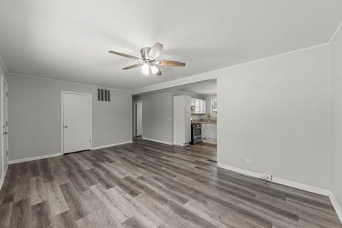Tiny photo for 5441 Benton Avenue, Downers Grove, IL 60515 (MLS # 12557636)