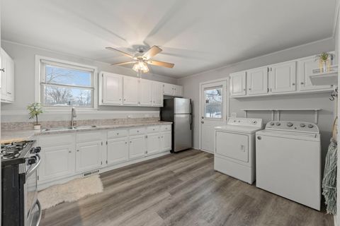 Tiny photo for 5441 Benton Avenue, Downers Grove, IL 60515 (MLS # 12557636)