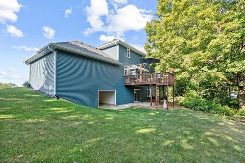 Tiny photo for 2640 SIOUX Court, Rockford, IL 61109 (MLS # 12499629)