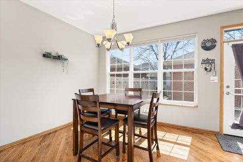 Tiny photo for 18608 W Point Drive, Tinley Park, IL 60477 (MLS # 12607955)