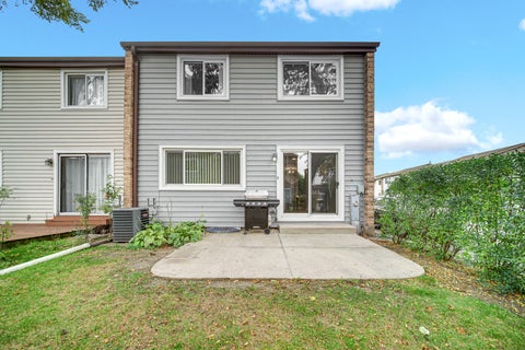 Tiny photo for 705 Clearwater Court, Wheeling, IL 60090 (MLS # 12789792)