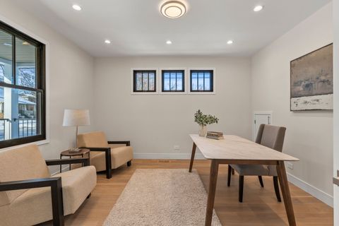 Tiny photo for 415 N Haddow Avenue, Arlington Heights, IL 60004 (MLS # 12557088)