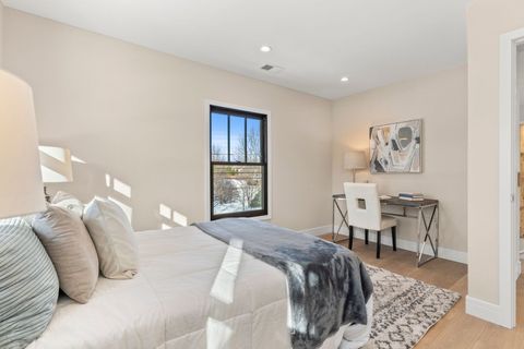 Tiny photo for 415 N Haddow Avenue, Arlington Heights, IL 60004 (MLS # 12557088)