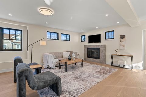 Tiny photo for 415 N Haddow Avenue, Arlington Heights, IL 60004 (MLS # 12557088)