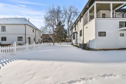 Tiny photo for 415 N Haddow Avenue, Arlington Heights, IL 60004 (MLS # 12557088)