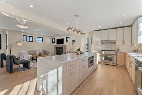 Tiny photo for 415 N Haddow Avenue, Arlington Heights, IL 60004 (MLS # 12557088)