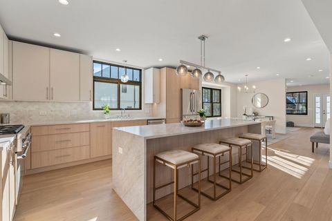 Tiny photo for 415 N Haddow Avenue, Arlington Heights, IL 60004 (MLS # 12557088)