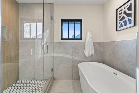 Tiny photo for 415 N Haddow Avenue, Arlington Heights, IL 60004 (MLS # 12557088)