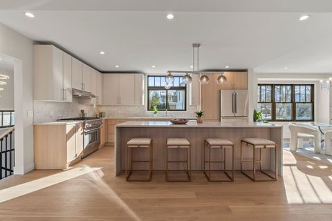 Tiny photo for 415 N Haddow Avenue, Arlington Heights, IL 60004 (MLS # 12557088)