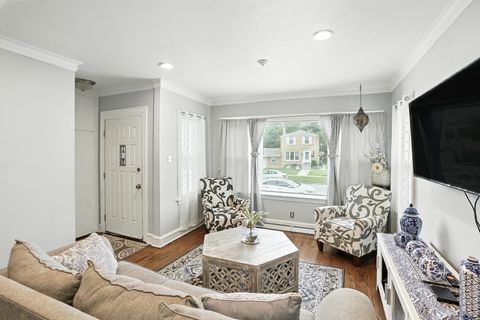 Tiny photo for 4224 N Oriole Avenue, Norridge, IL 60706 (MLS # 12424652)