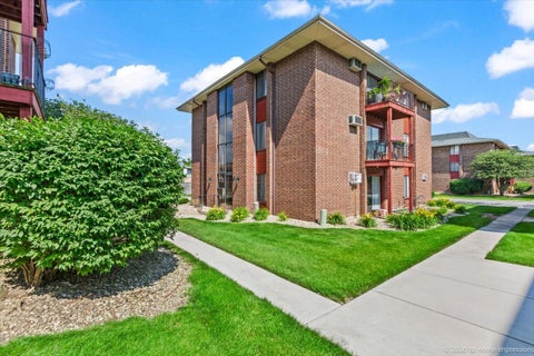Tiny photo for 15816 Terrace Drive #3W, Oak Forest, IL 60452 (MLS # 12695499)