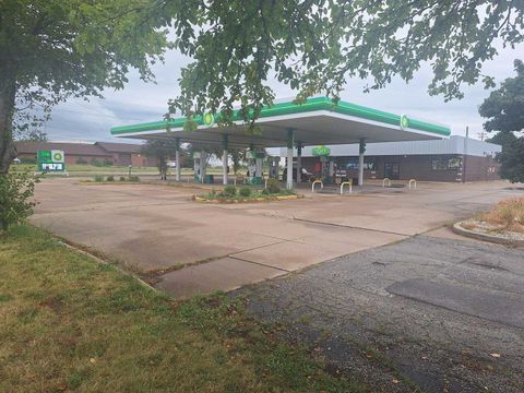 104 S Route 51 Forsyth IL 62544