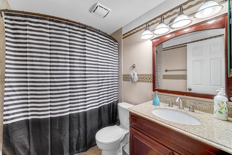 Tiny photo for 1965 Cheltenham Place, Hoffman Estates, IL 60169 (MLS # 12599923)