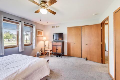 Tiny photo for 10524 Camelot Street, Westchester, IL 60154 (MLS # 12457163)