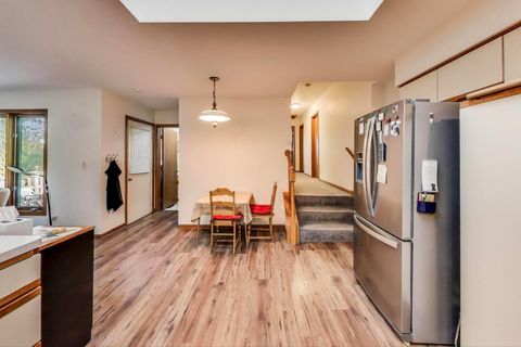 Tiny photo for 10524 Camelot Street, Westchester, IL 60154 (MLS # 12457163)