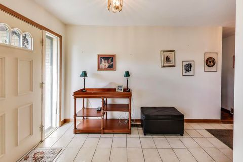Tiny photo for 10524 Camelot Street, Westchester, IL 60154 (MLS # 12457163)