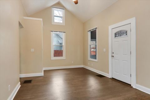 Tiny photo for 1212 N Madison Street, Bloomington, IL 61701 (MLS # 12511173)