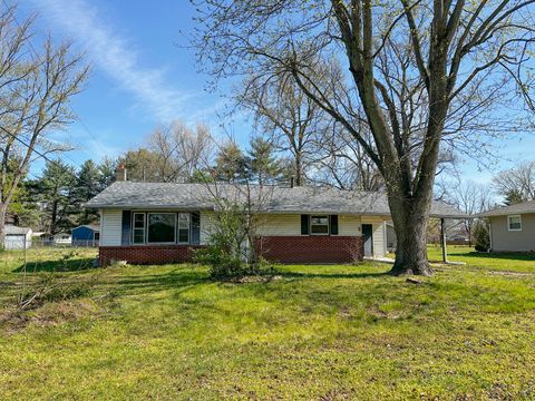 Tiny photo for 402 E Logan Street, Desoto, IL 62924 (MLS # 12624350)