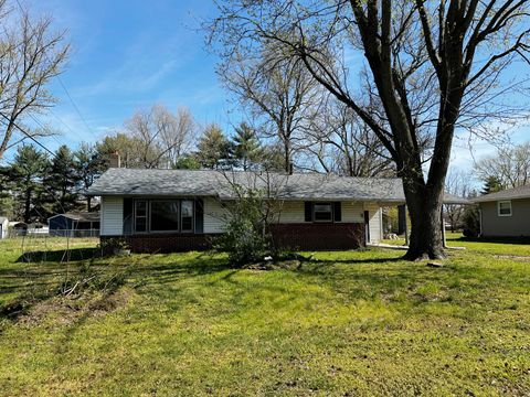 Tiny photo for 402 E Logan Street, Desoto, IL 62924 (MLS # 12624350)