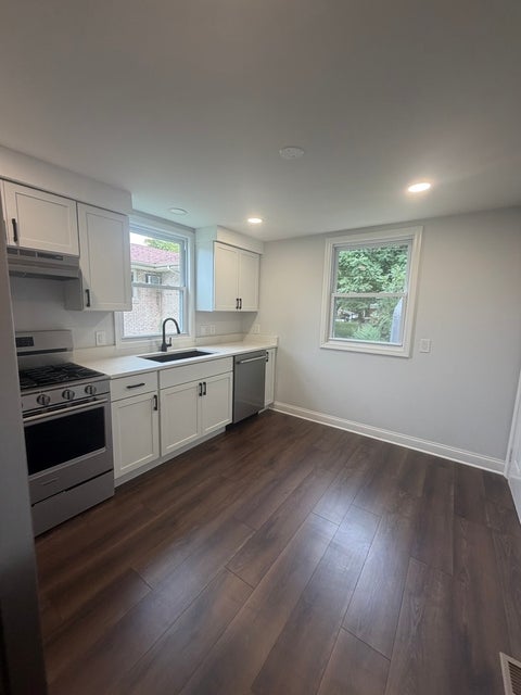 Tiny photo for 1014 22nd Street, Rockford, IL 61108 (MLS # 12769984)