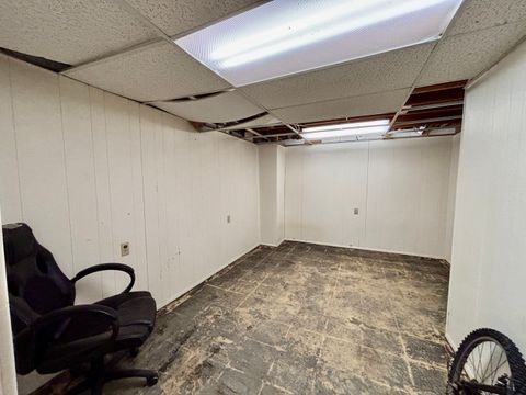 Tiny photo for 911 Kenmore Road, Rockford, IL 61108 (MLS # 12487008)