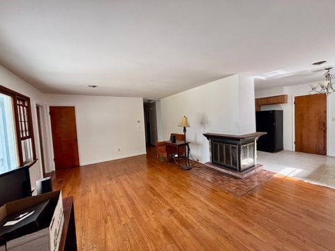 Tiny photo for 911 Kenmore Road, Rockford, IL 61108 (MLS # 12487008)