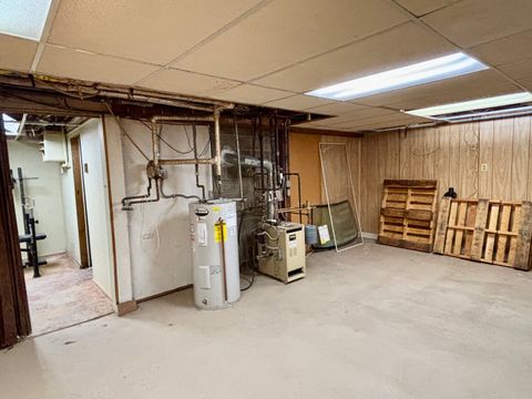 Tiny photo for 911 Kenmore Road, Rockford, IL 61108 (MLS # 12487008)