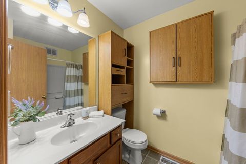 Tiny photo for 1719 Ravine Park Lane, Aurora, IL 60504 (MLS # 12598927)