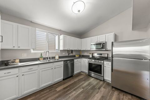 Tiny photo for 1719 Ravine Park Lane, Aurora, IL 60504 (MLS # 12598927)