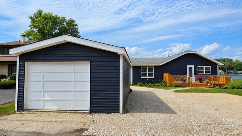 Tiny photo for 1614 River Terrace Drive, McHenry, IL 60051 (MLS # 12737165)