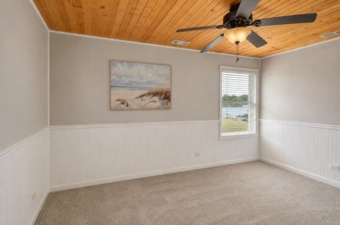 Tiny photo for 1614 River Terrace Drive, McHenry, IL 60051 (MLS # 12737165)
