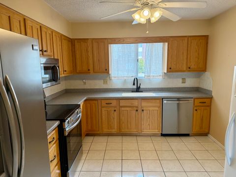 Tiny photo for 3721 35TH Street #4, Moline, IL 61265 (MLS # QC4269648)