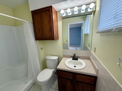 Tiny photo for 3721 35TH Street #4, Moline, IL 61265 (MLS # QC4269648)