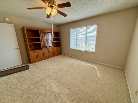 Tiny photo for 3721 35TH Street #4, Moline, IL 61265 (MLS # QC4269648)